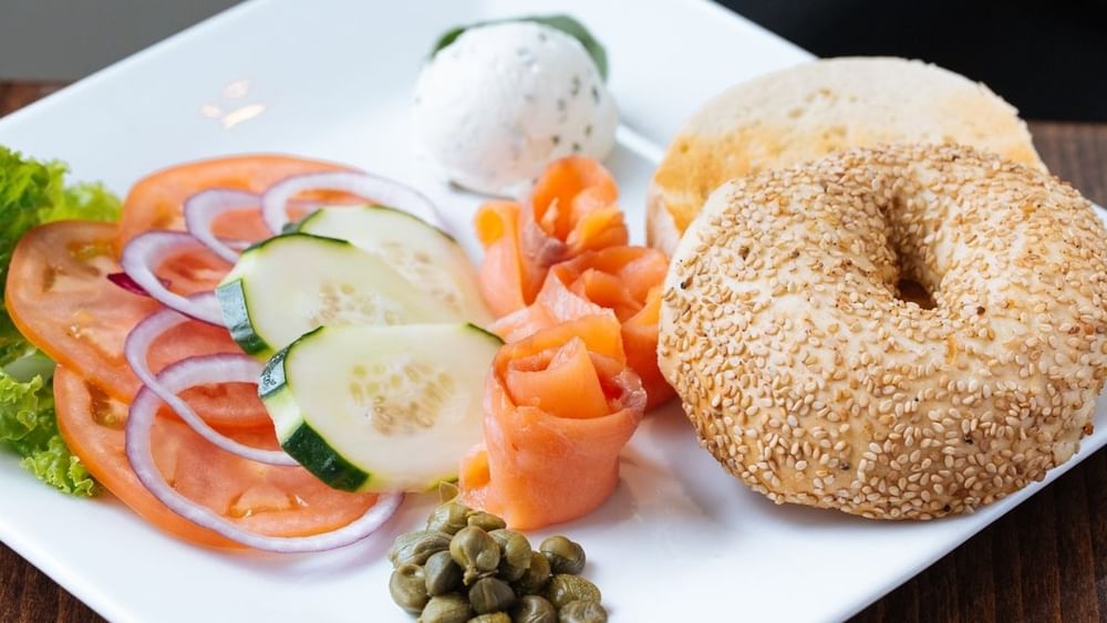 Deluxe Bagel