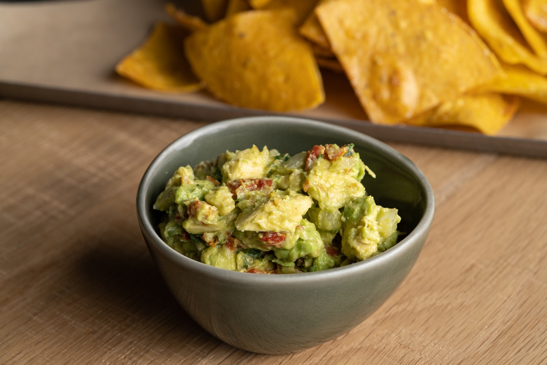 Hand Smashed Guacamole & Chips