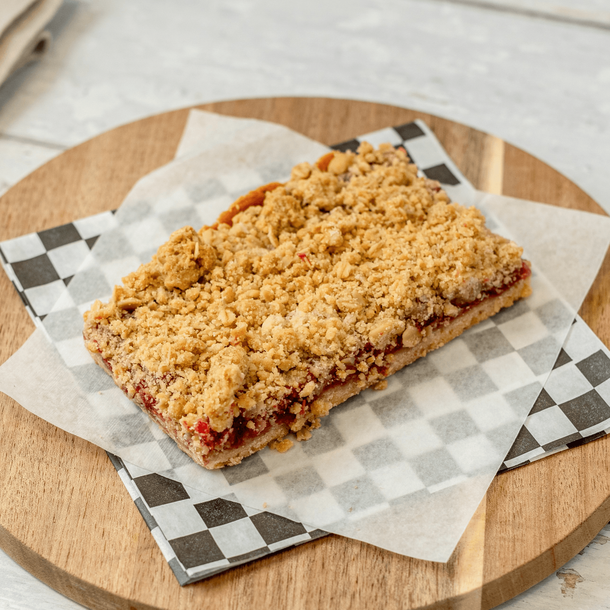 Raspberry Oat Bar