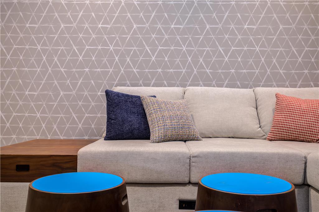 Home2 Suites by Hilton Smithfield Selma Image