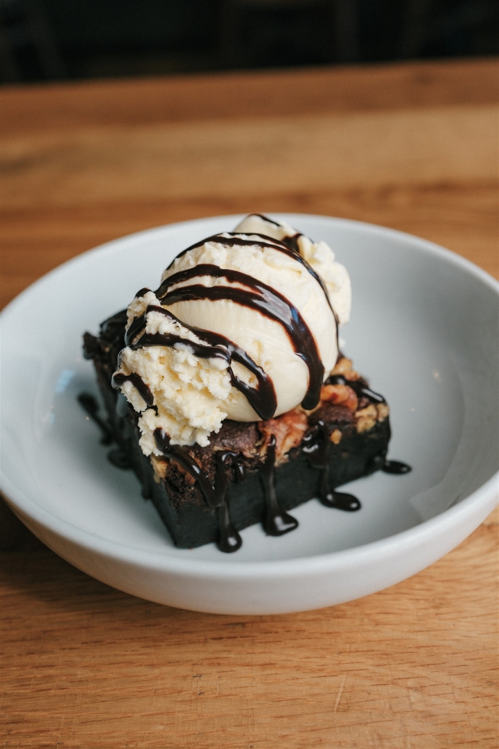 Brownie Sundae