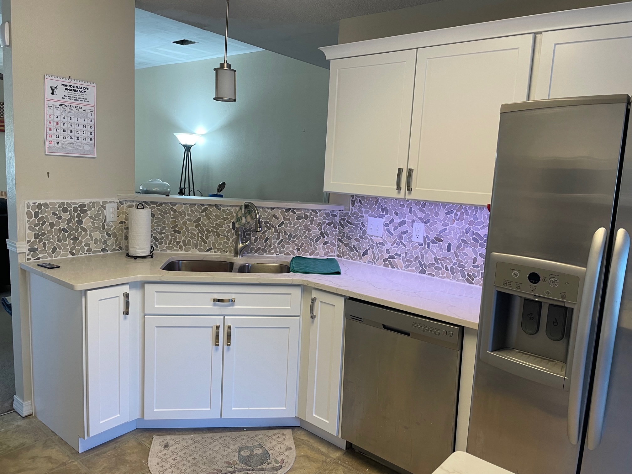 New Cabinets installed in Pensacola Florida by Kitchen Tune-up, Pensacola. Get the kitchen of your dreams today.  Pensacola  Kitchentuneup  cabinets