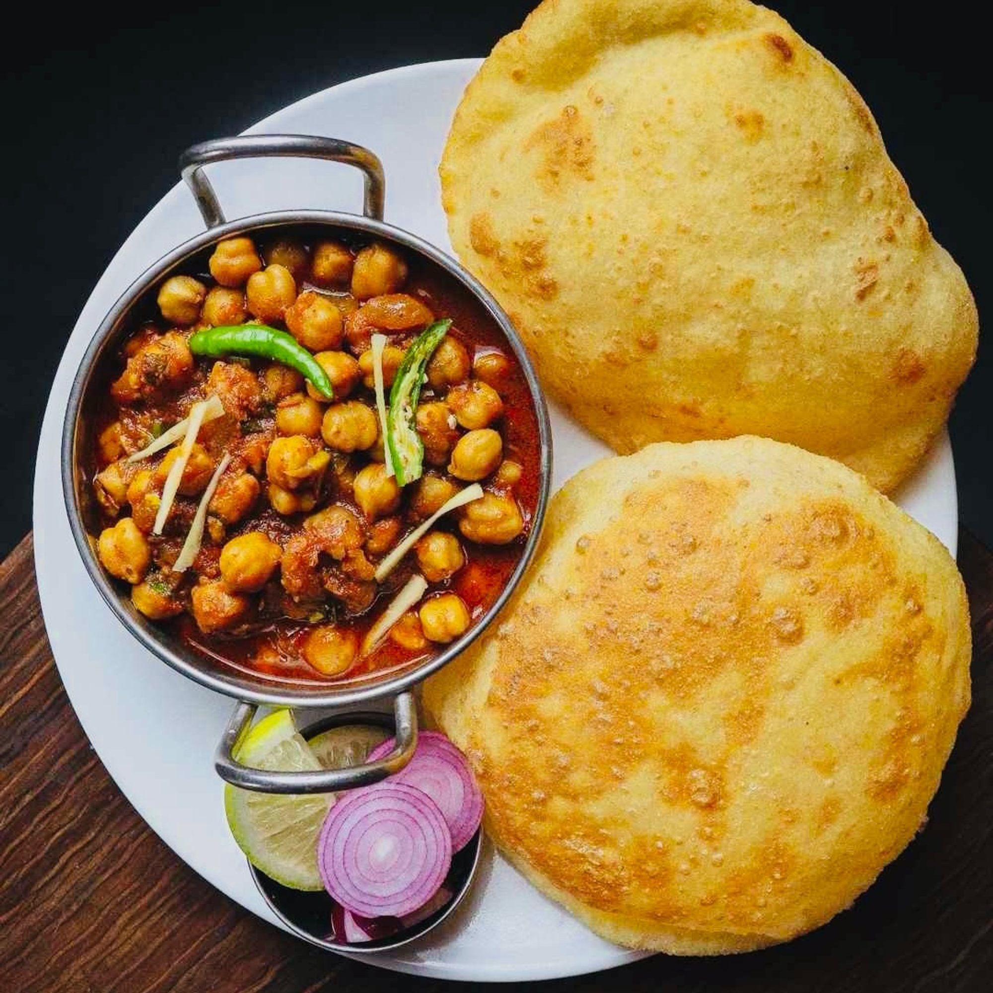 Choley Bhatura