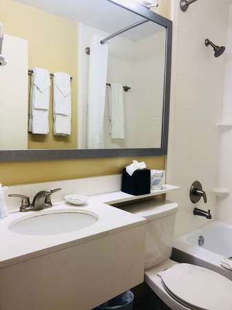 Images Best Western On the Bay Inn & Marina