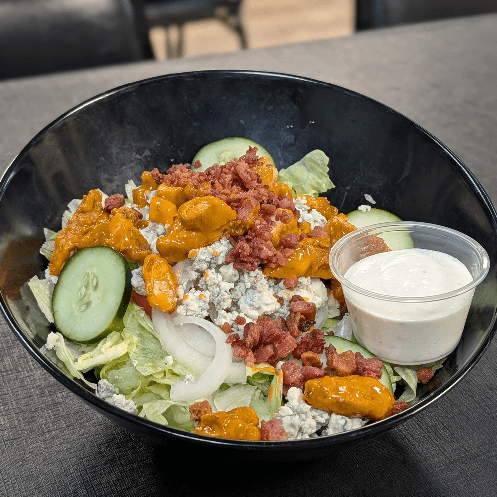 Buffalo Bleu Salad