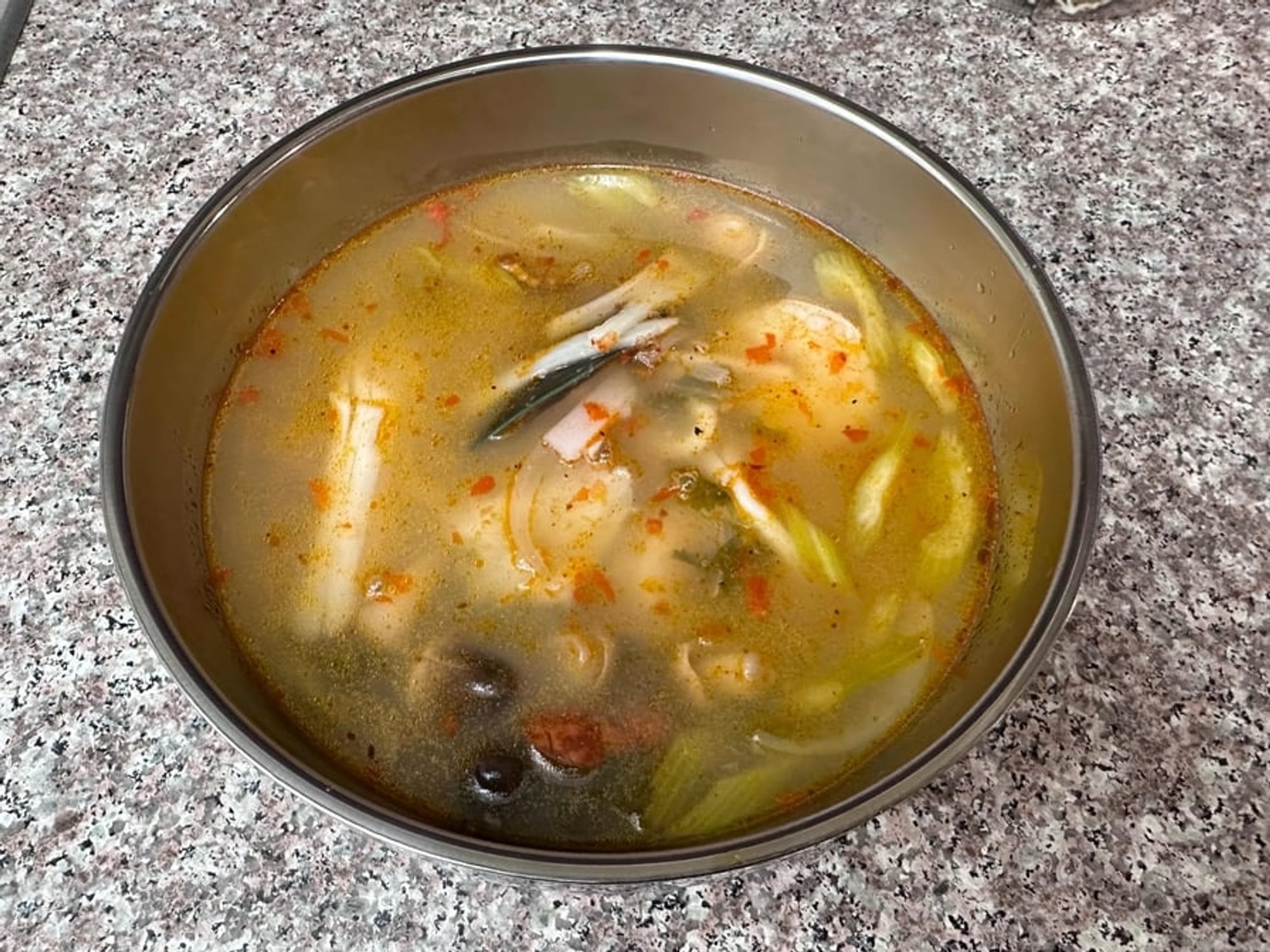 Tom Yum Seafood Soup 32 oz