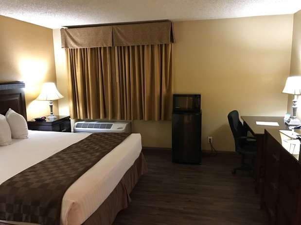Images SureStay Plus Hotel by Best Western San Bernardino South