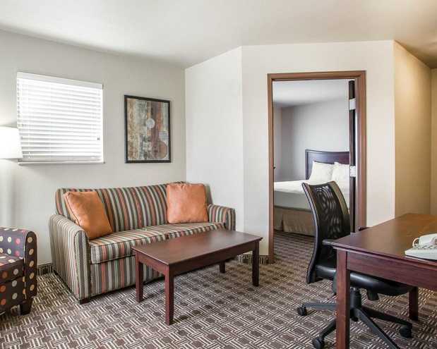 Images MainStay Suites St. Robert - Fort Leonard Wood