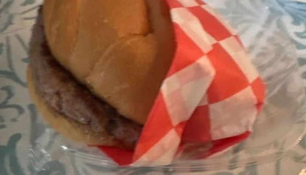 Classic Cheeseburger