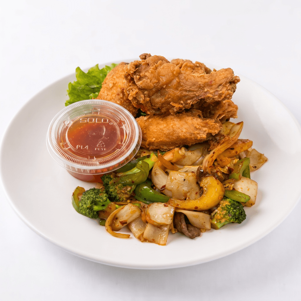 Drunken Noodle Pad Keemow W/ 5 Pcs Wings