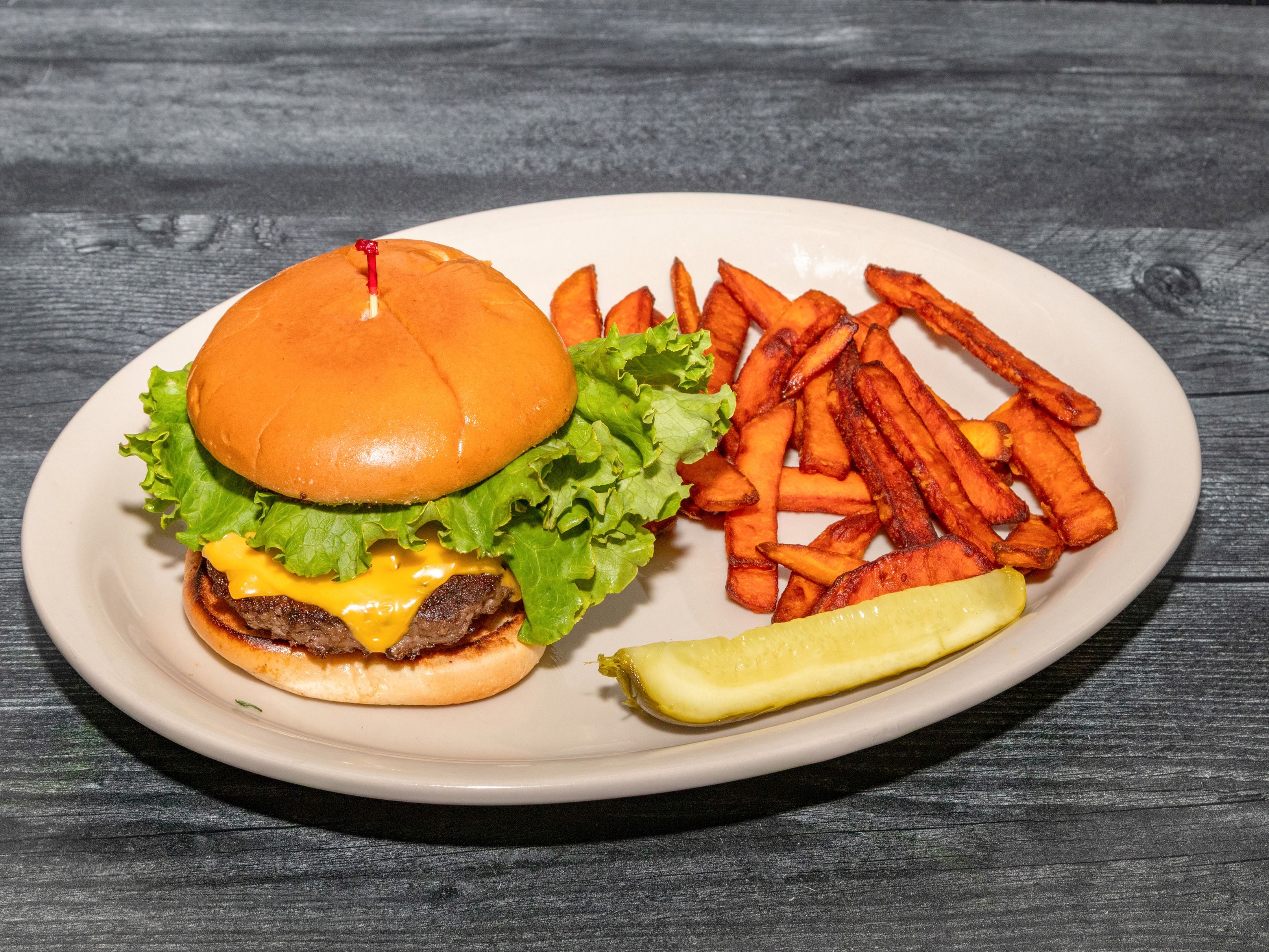 Classic Cheese Burger