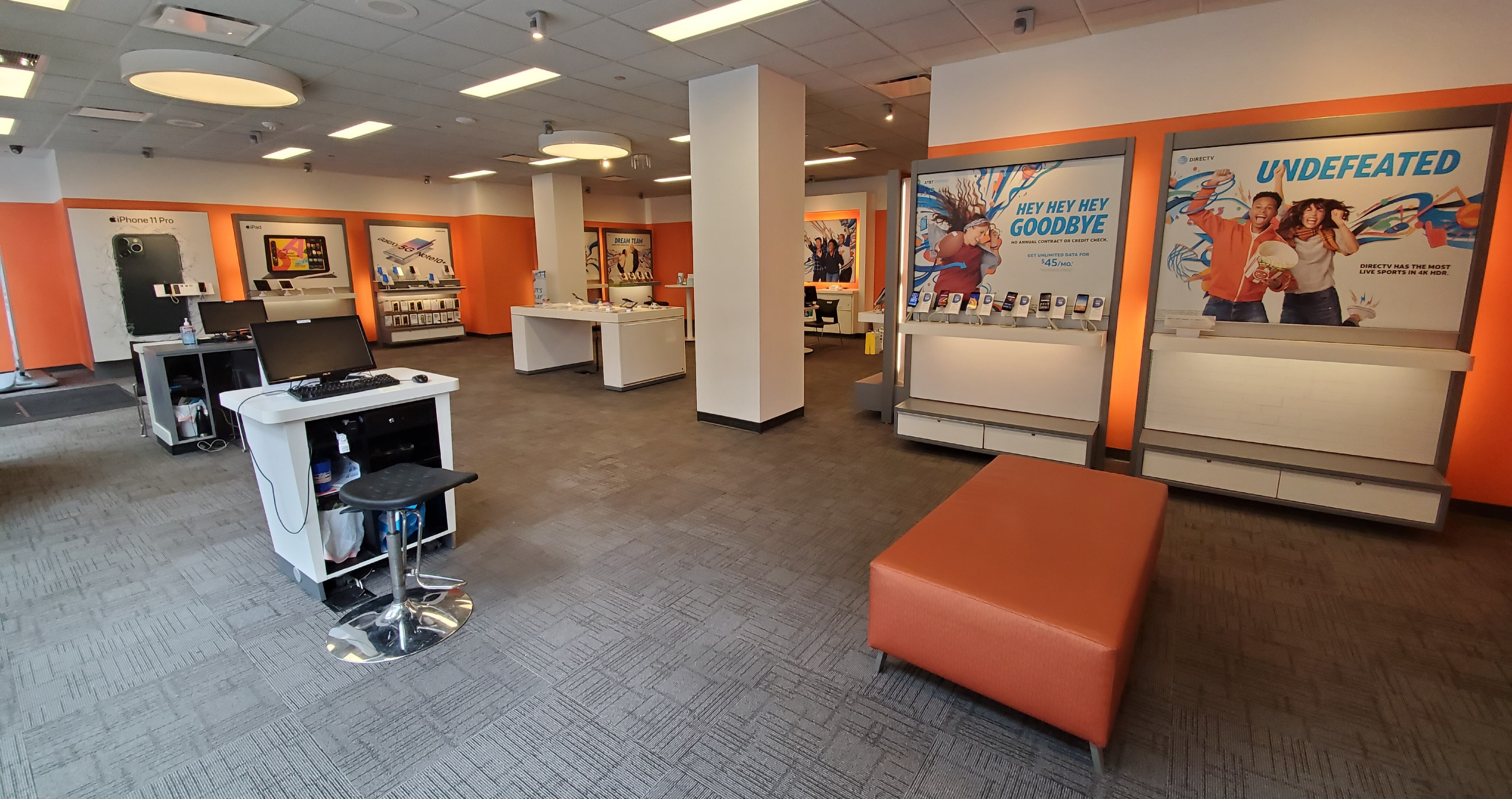 AT&T Store Photo