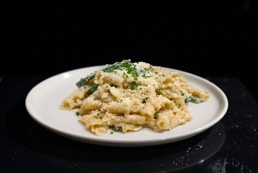 Creamy Garlic Alfredo