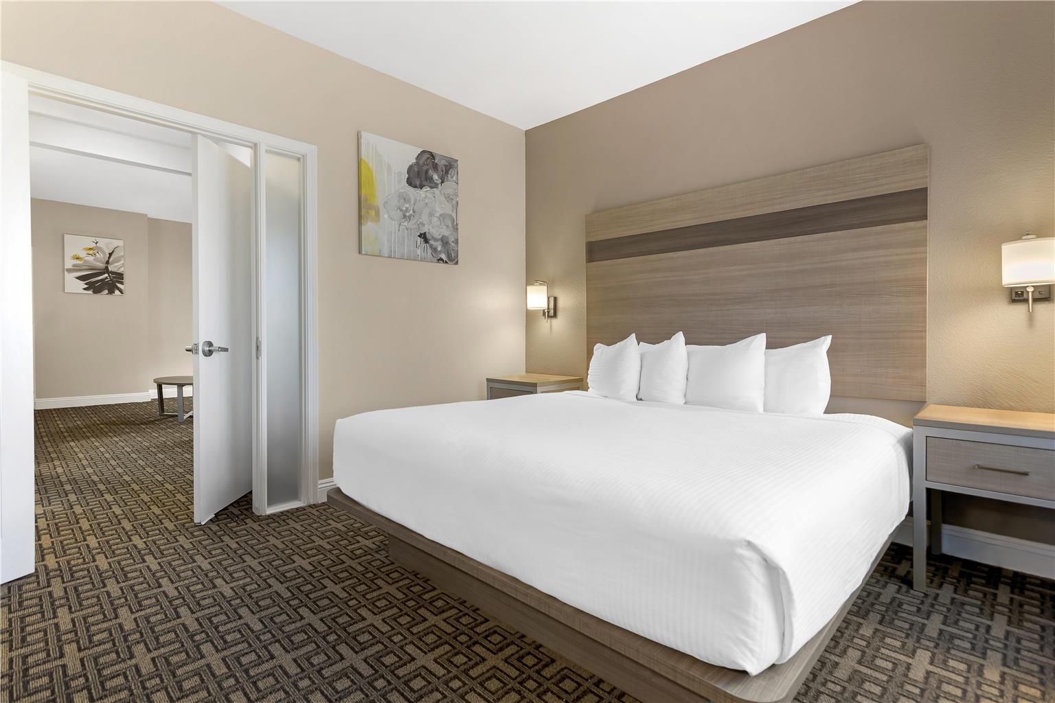 Best Western Kettleman City Inn & Suites Image