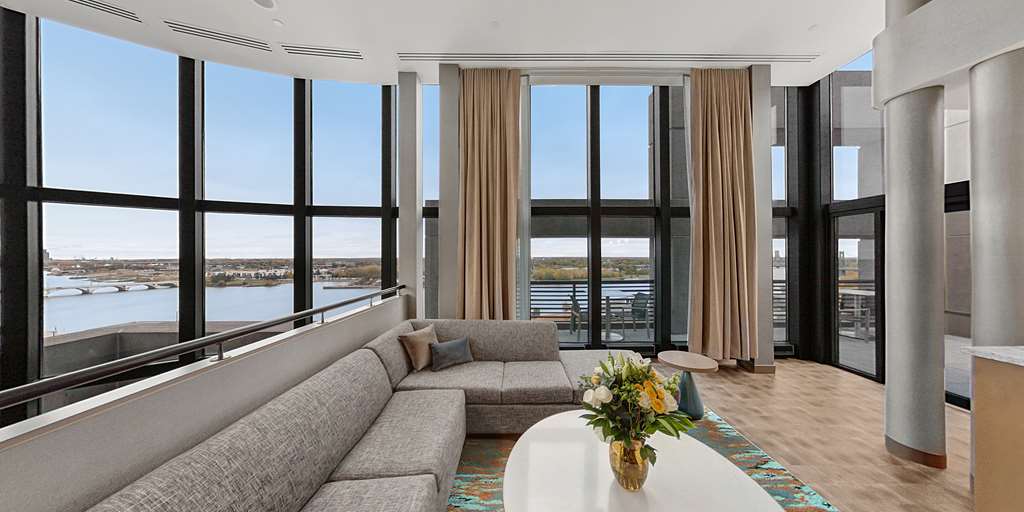 Hilton Garden Inn Toledo Downtown Image