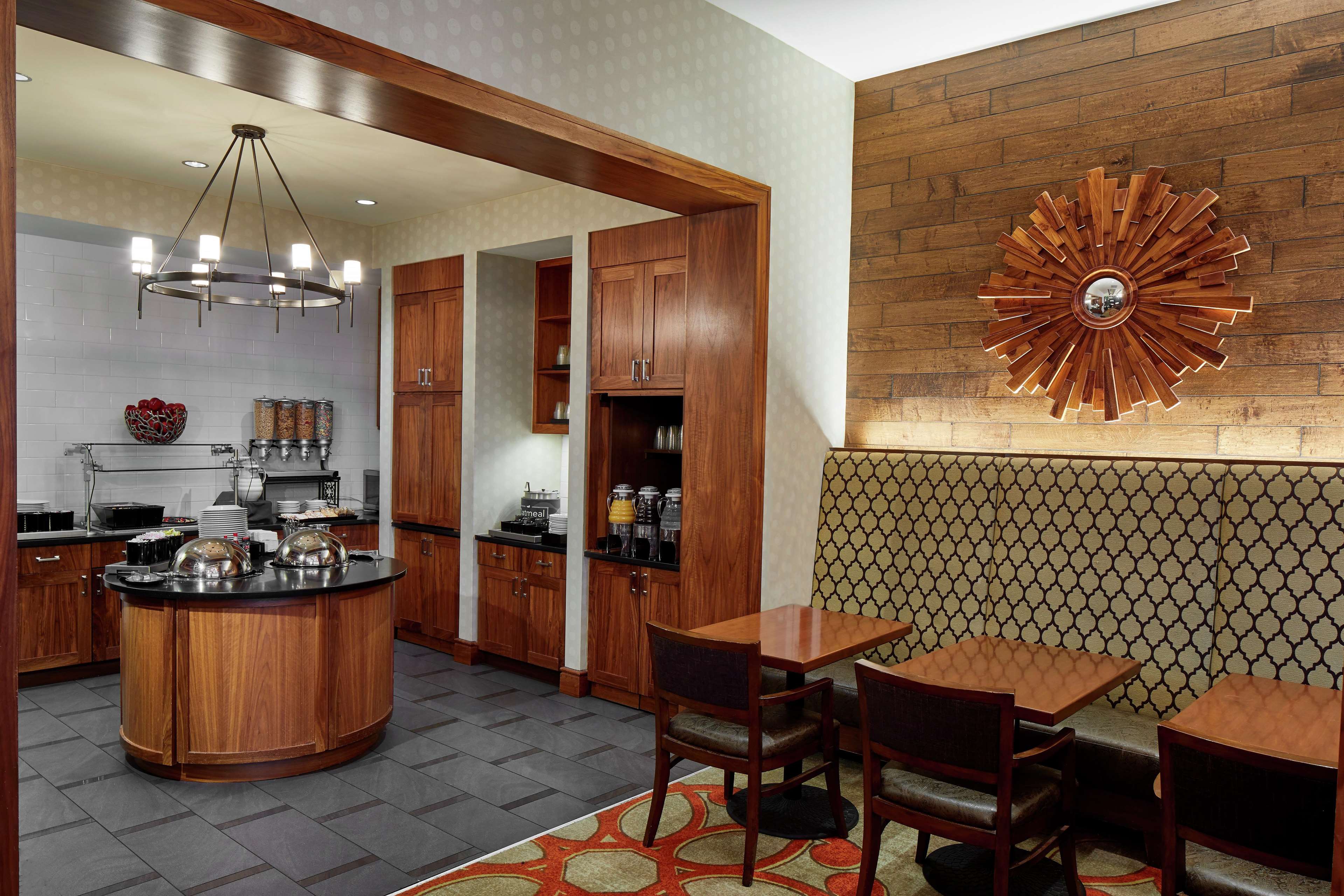 Homewood Suites by Hilton Atlanta Midtown, GA Photo