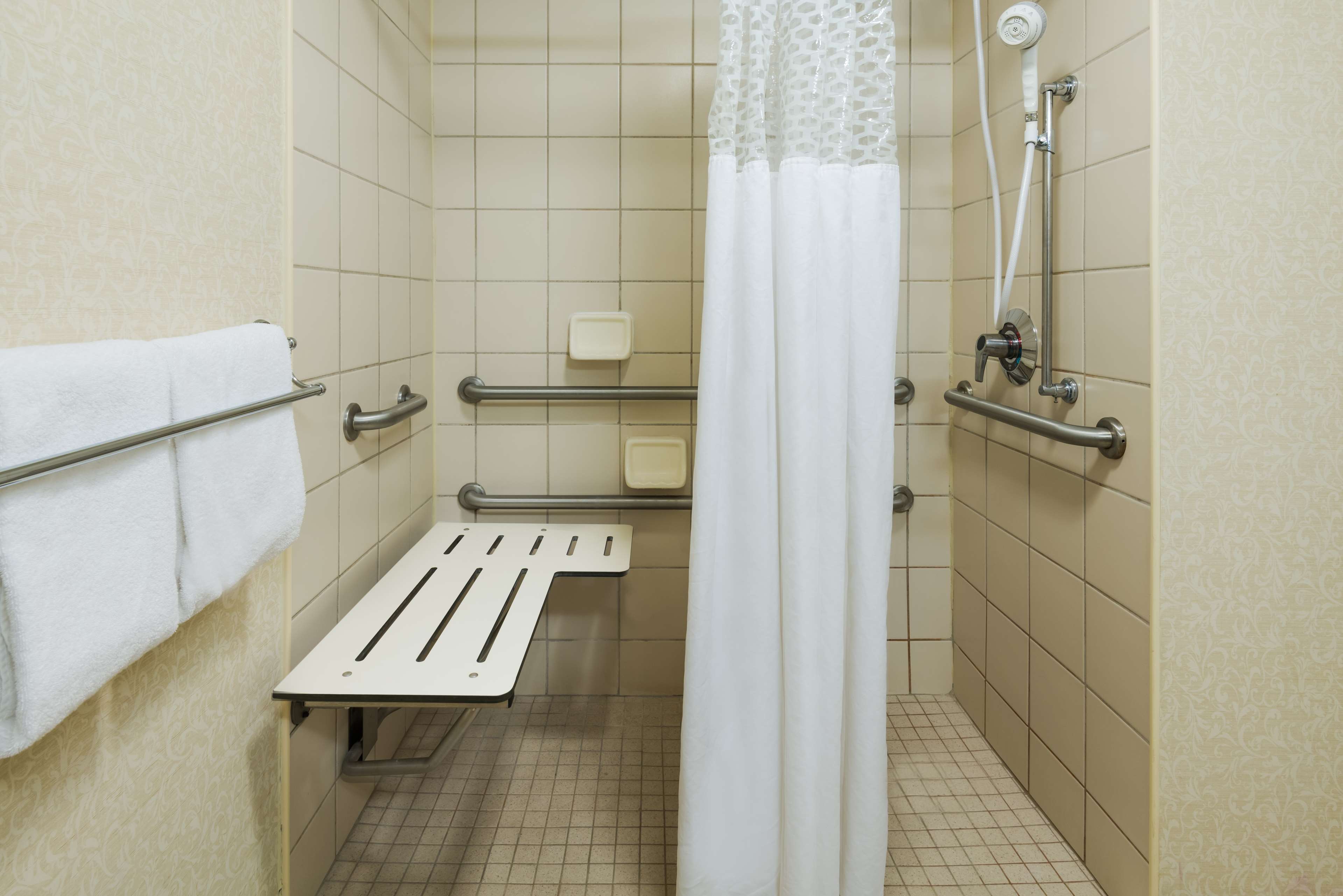 Hampton Inn Charlotte-University Place Photo