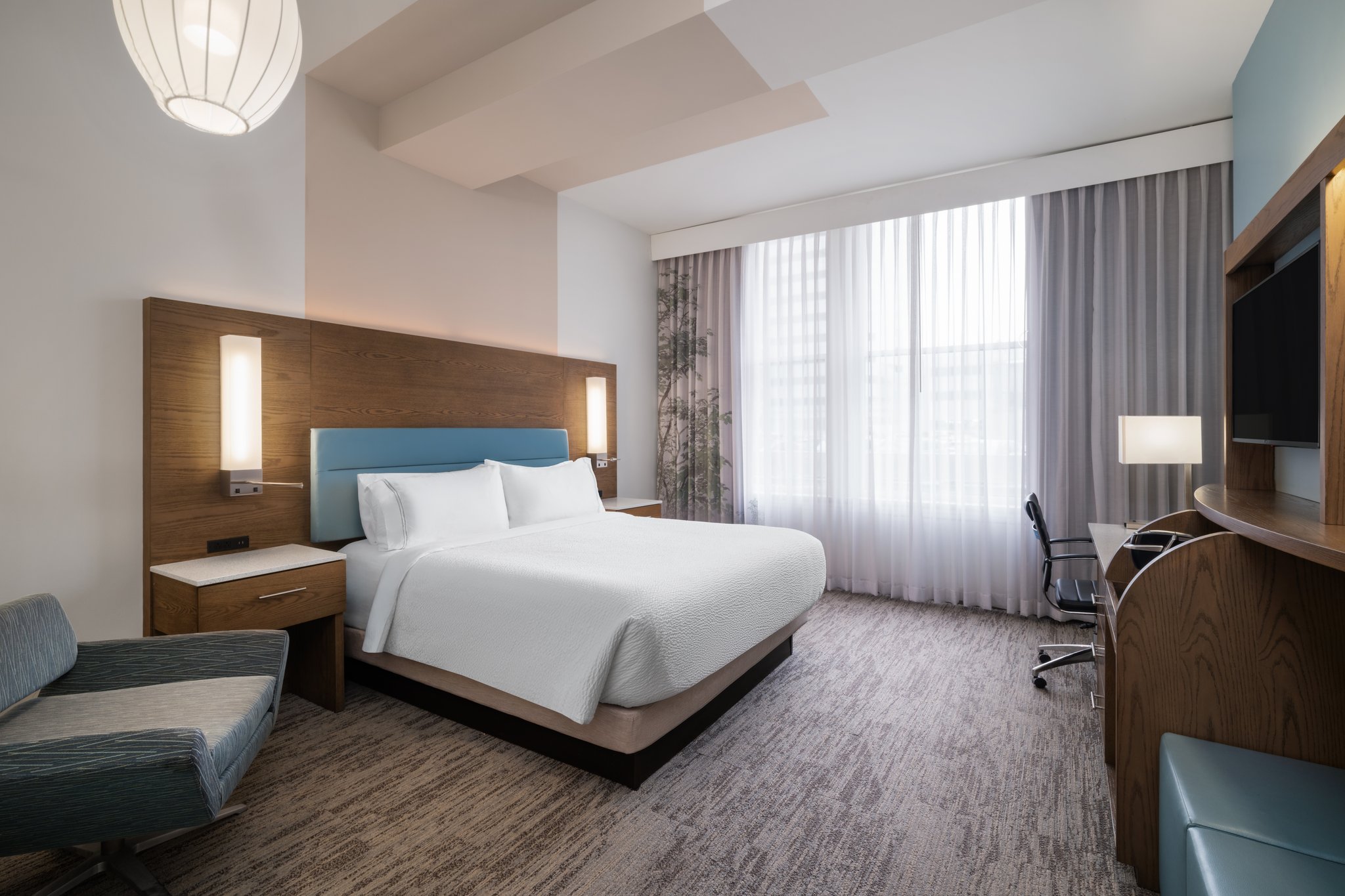 EVEN Hotel Pittsburgh Downtown by IHG Image