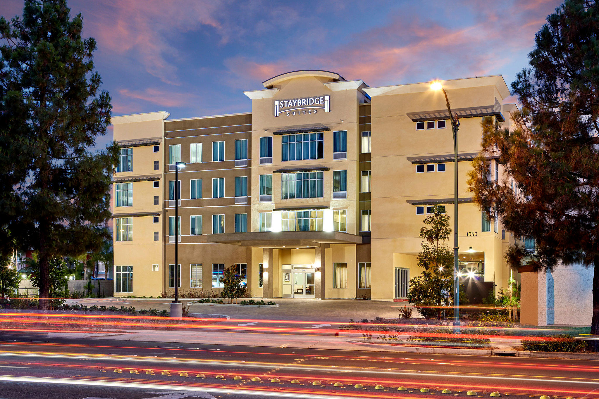 Staybridge Suites Anaheim at the Park Photo