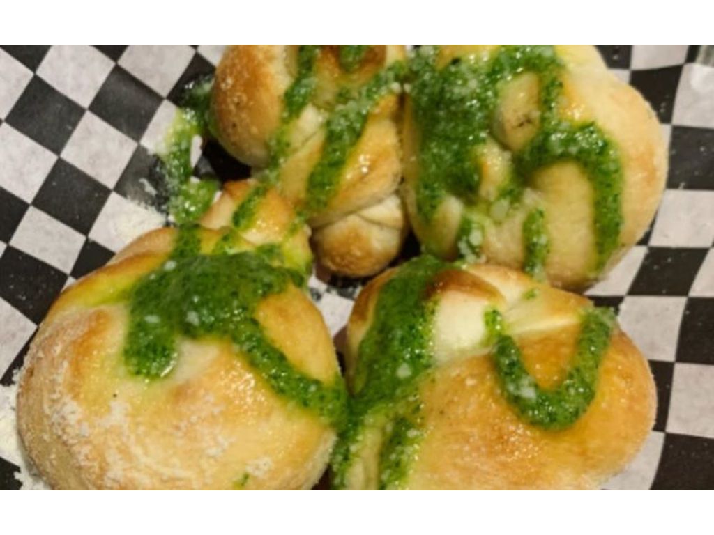 Garlic Knots (6)