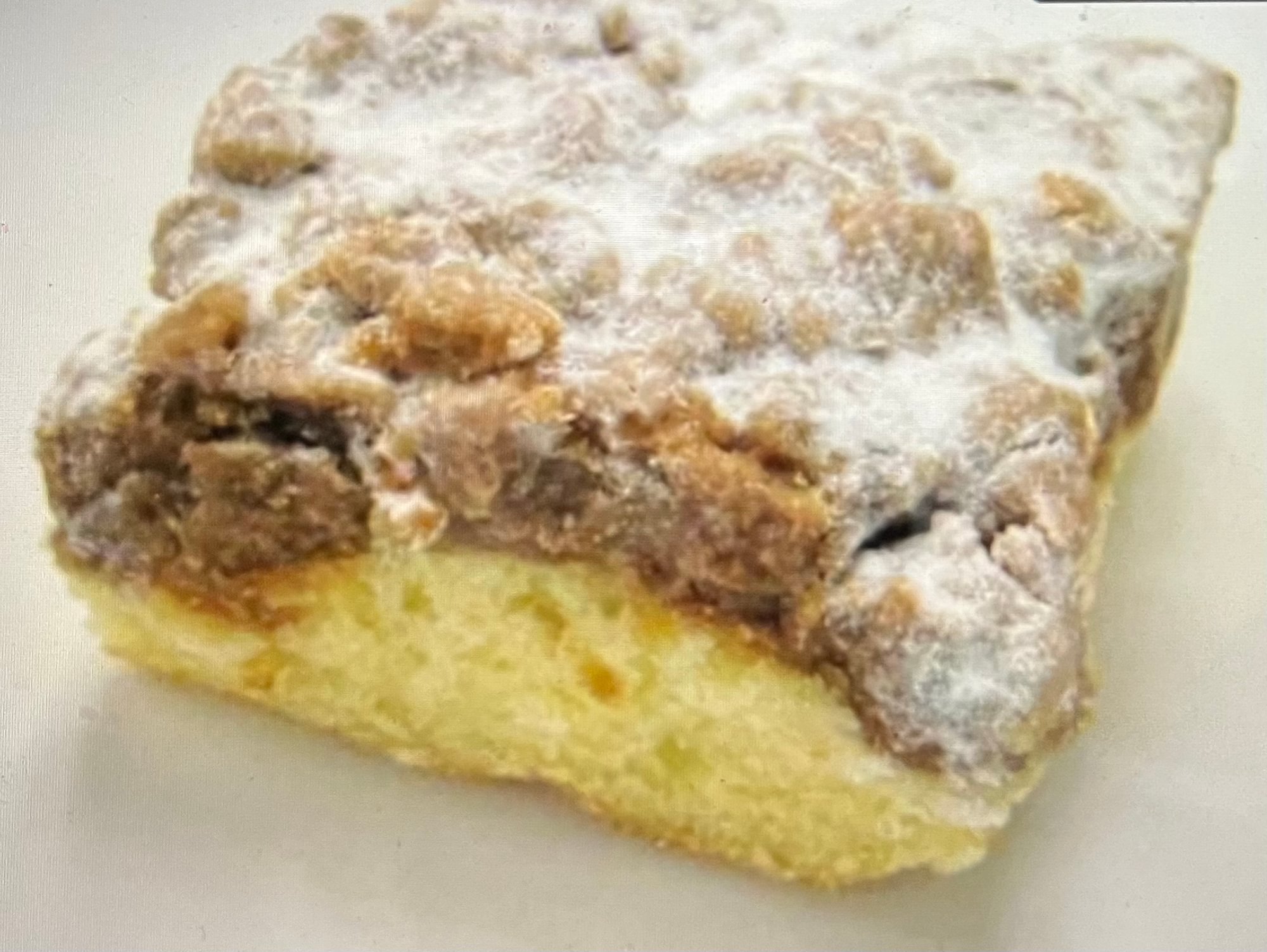 Homemade Crumbcake