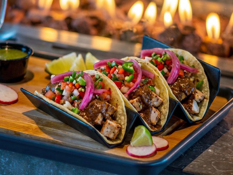 L/Pollo Asado Tacos