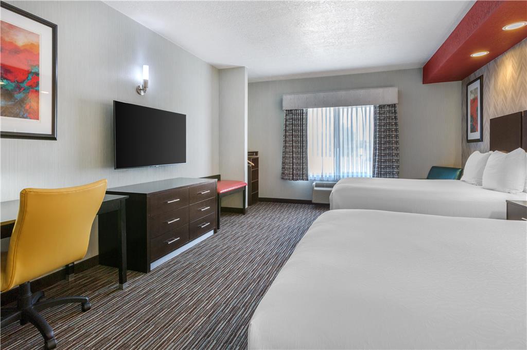 Best Western Plus Gallup Inn & Suites Image