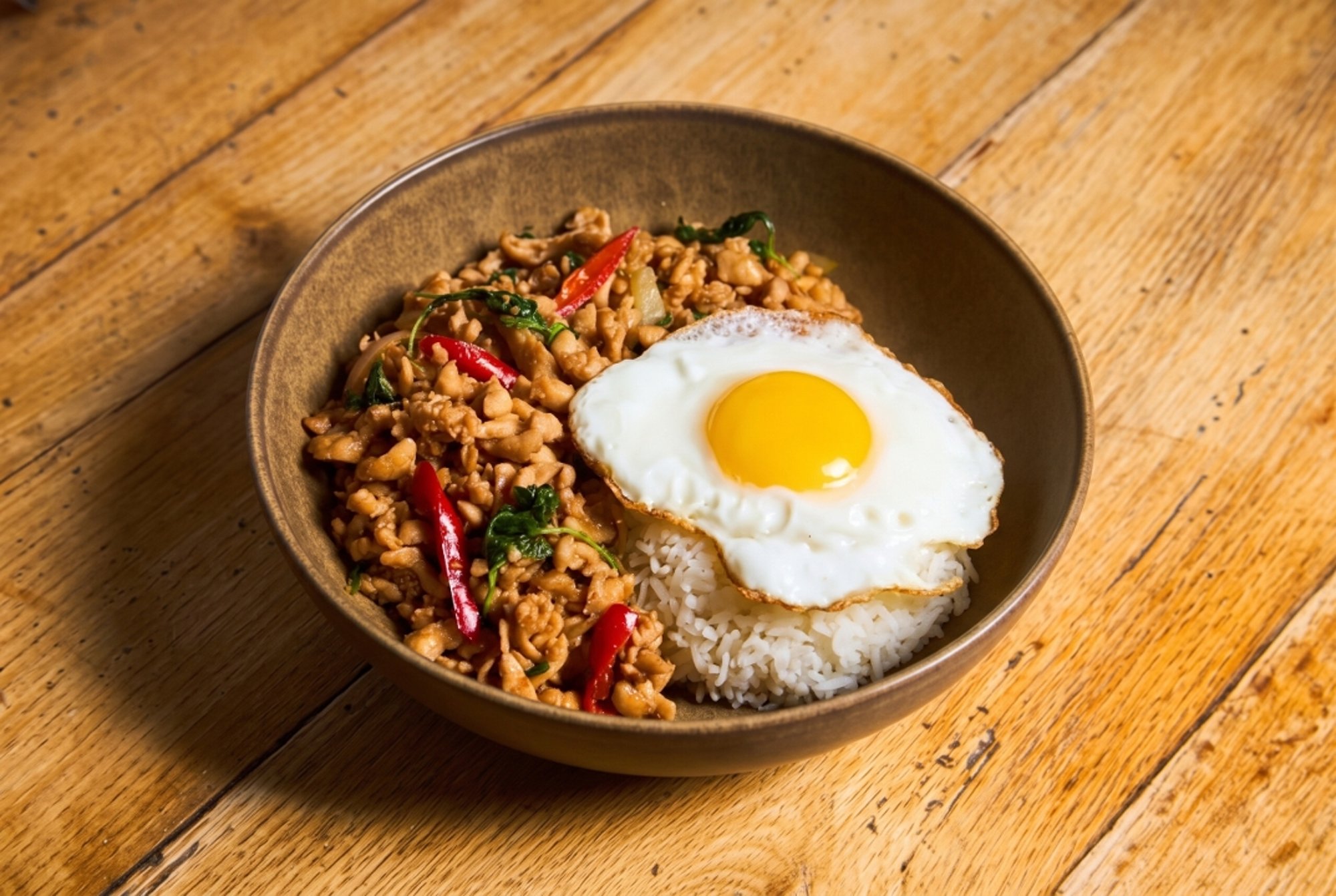 Lunch Ka Prow Gai Kai Dao