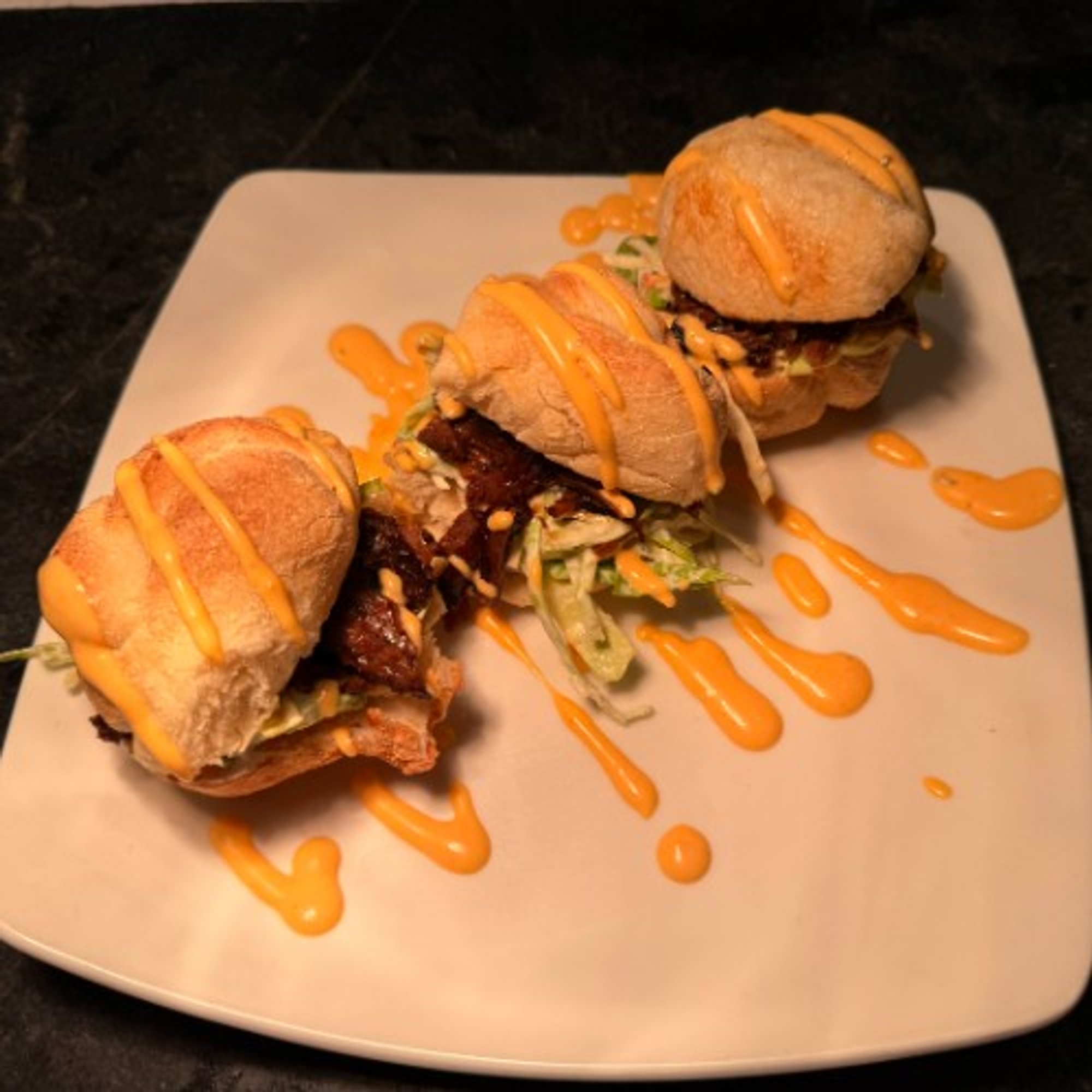 Garlic Knots Bread With Short Rib Sliders