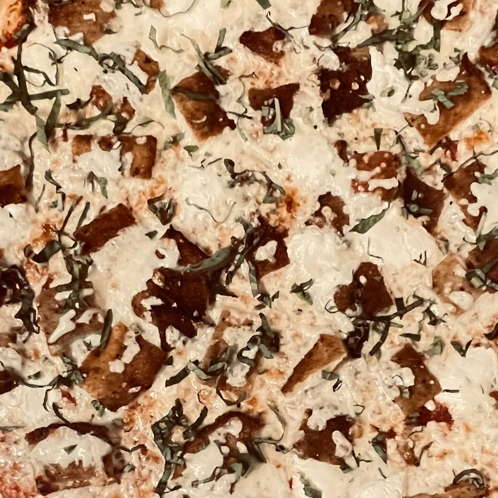 Melanzan Pizza