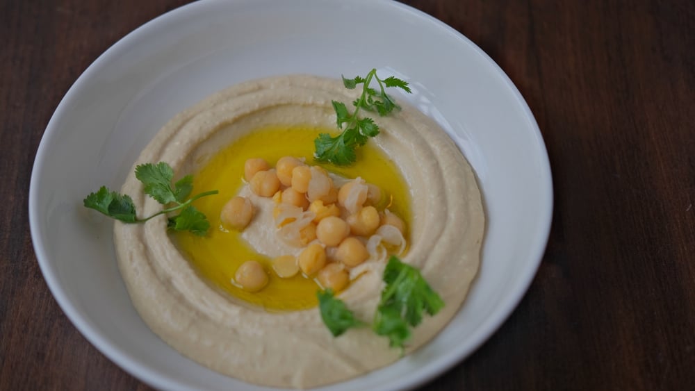 HUMMUS