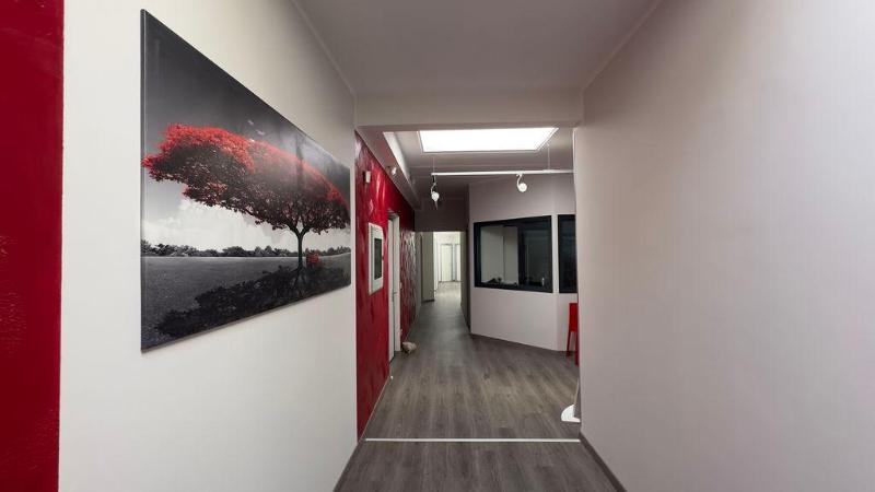 Gallery thumbnail