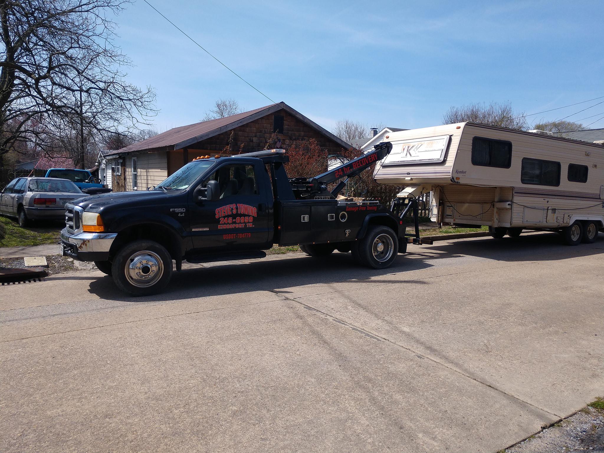 Steve's Towing Photo