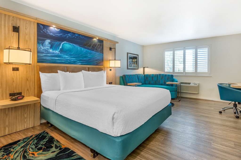 Best Western Plus Capitola By-the-Sea Inn & Suites Image