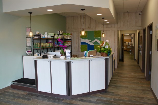 Lake Shore Pet Hospital Image