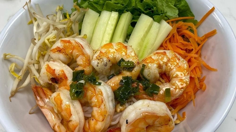 V3: Grilled Shrimp Vermicelli- Bun Tom Nuong