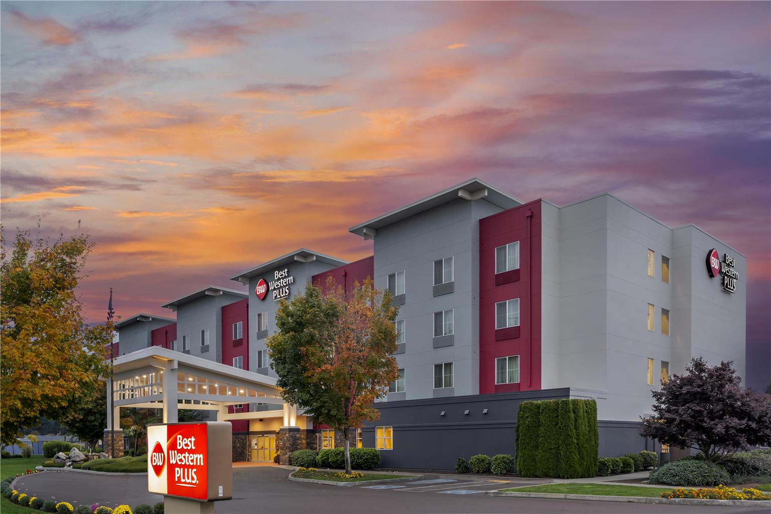 Best Western Plus Arlington/Marysville Image