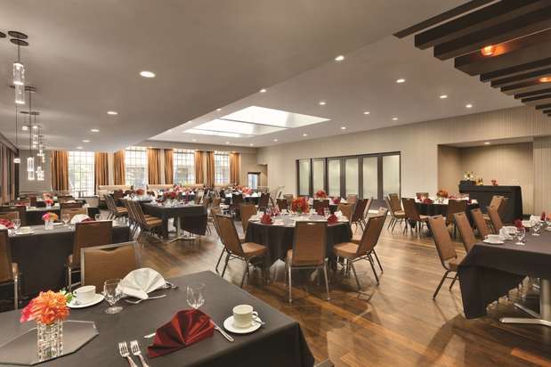 Images DoubleTree by Hilton Hotel San Bernardino