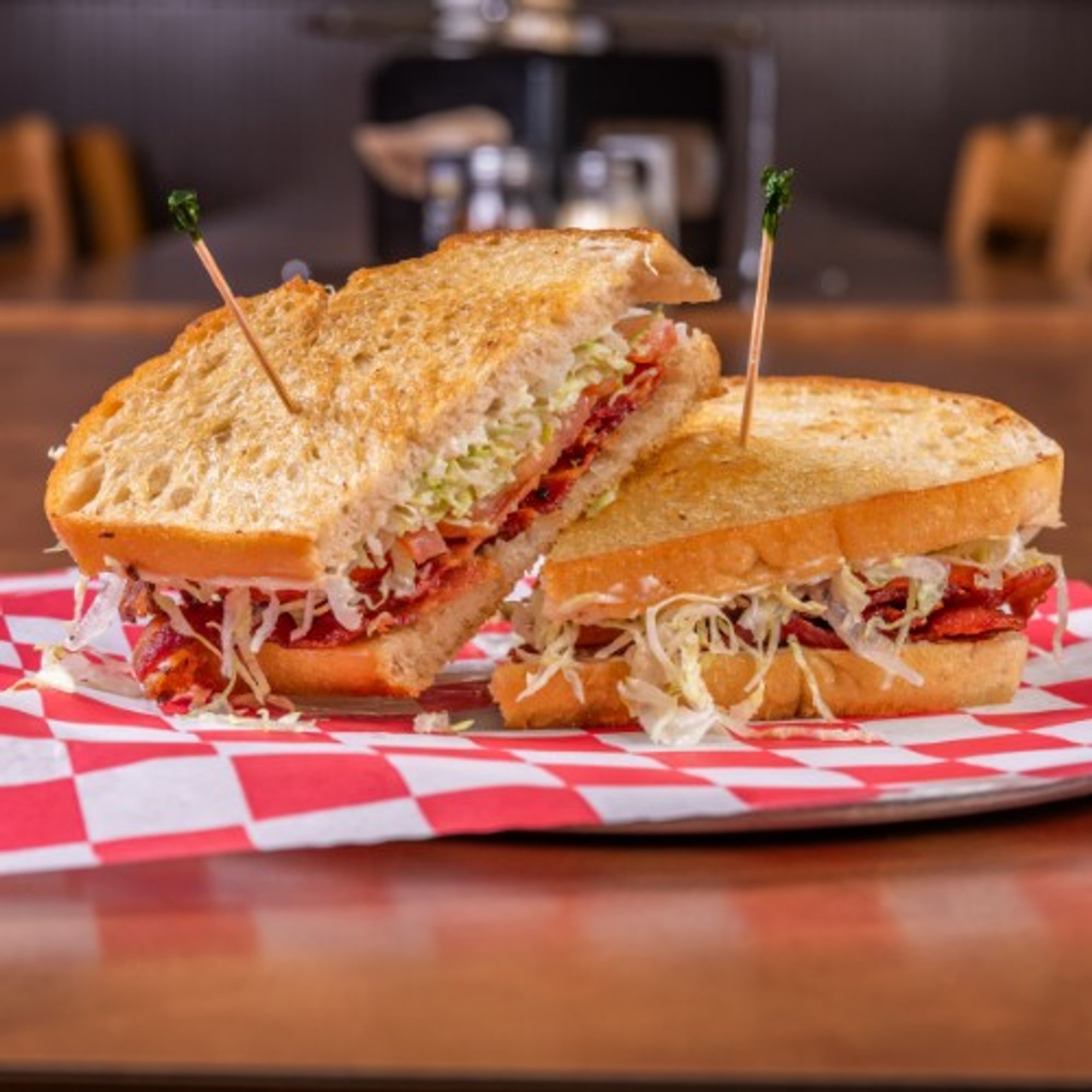 BLT