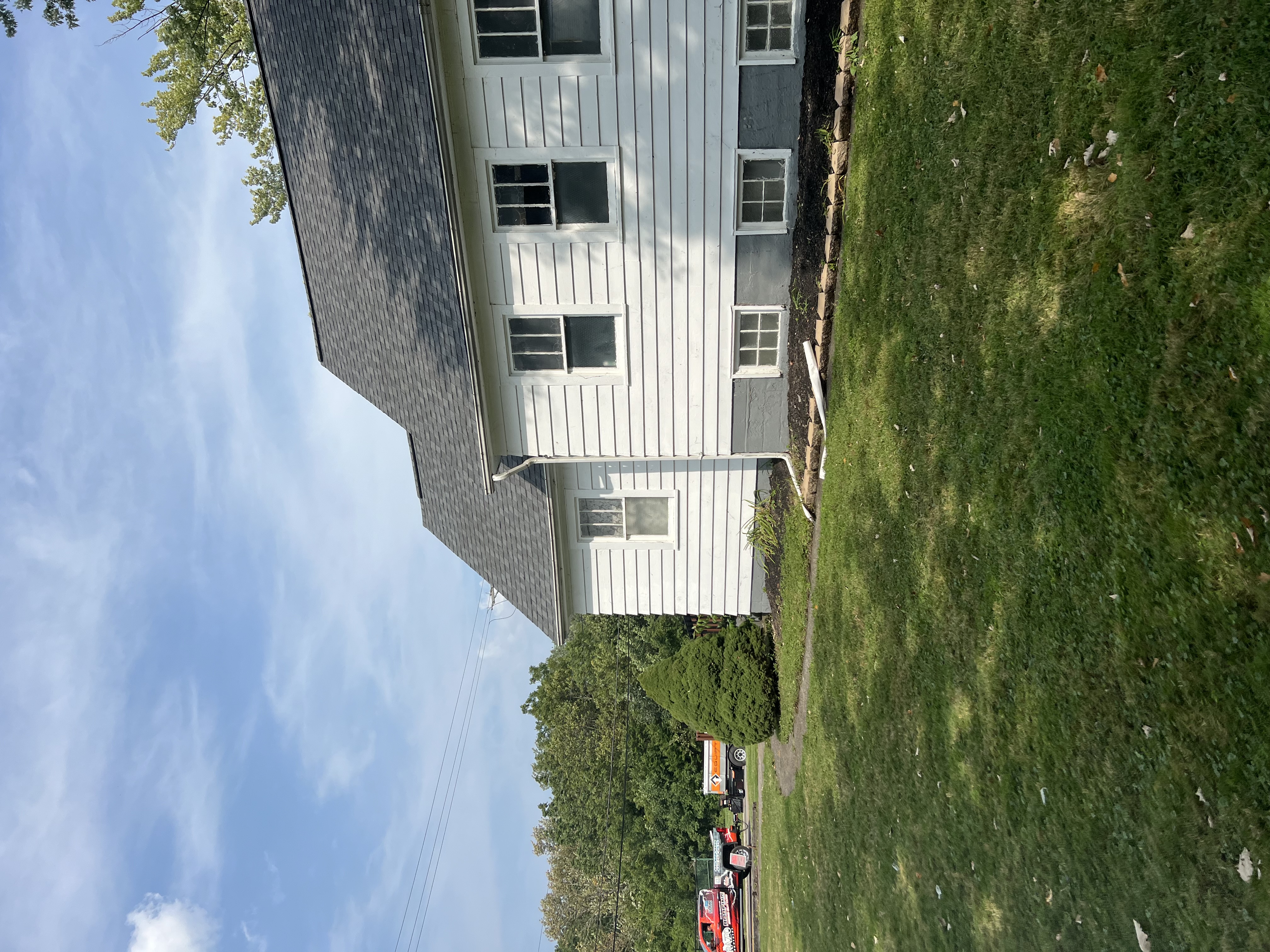 Razo Brothers Roofing LLC Image