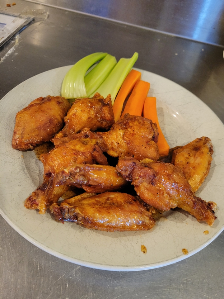 8 Wings