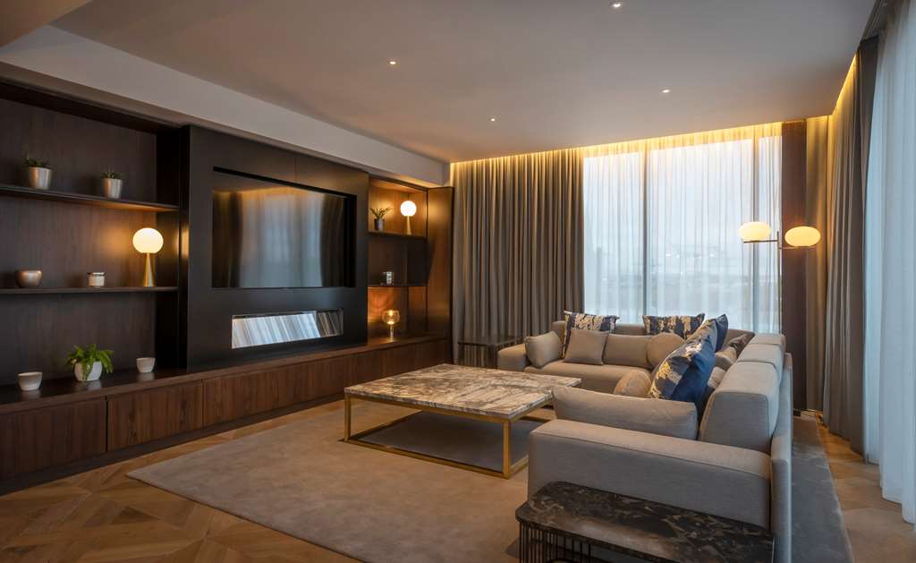 Radisson Blu Royal Hotel, Dublin 27