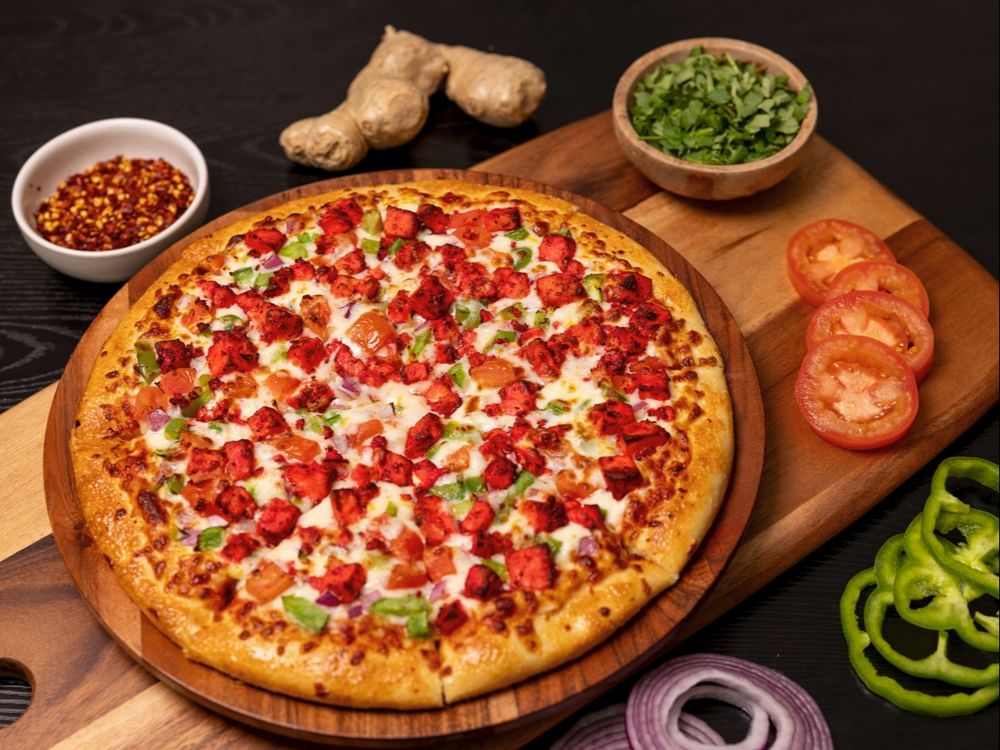 Medium Tandoori Paneer Pizza