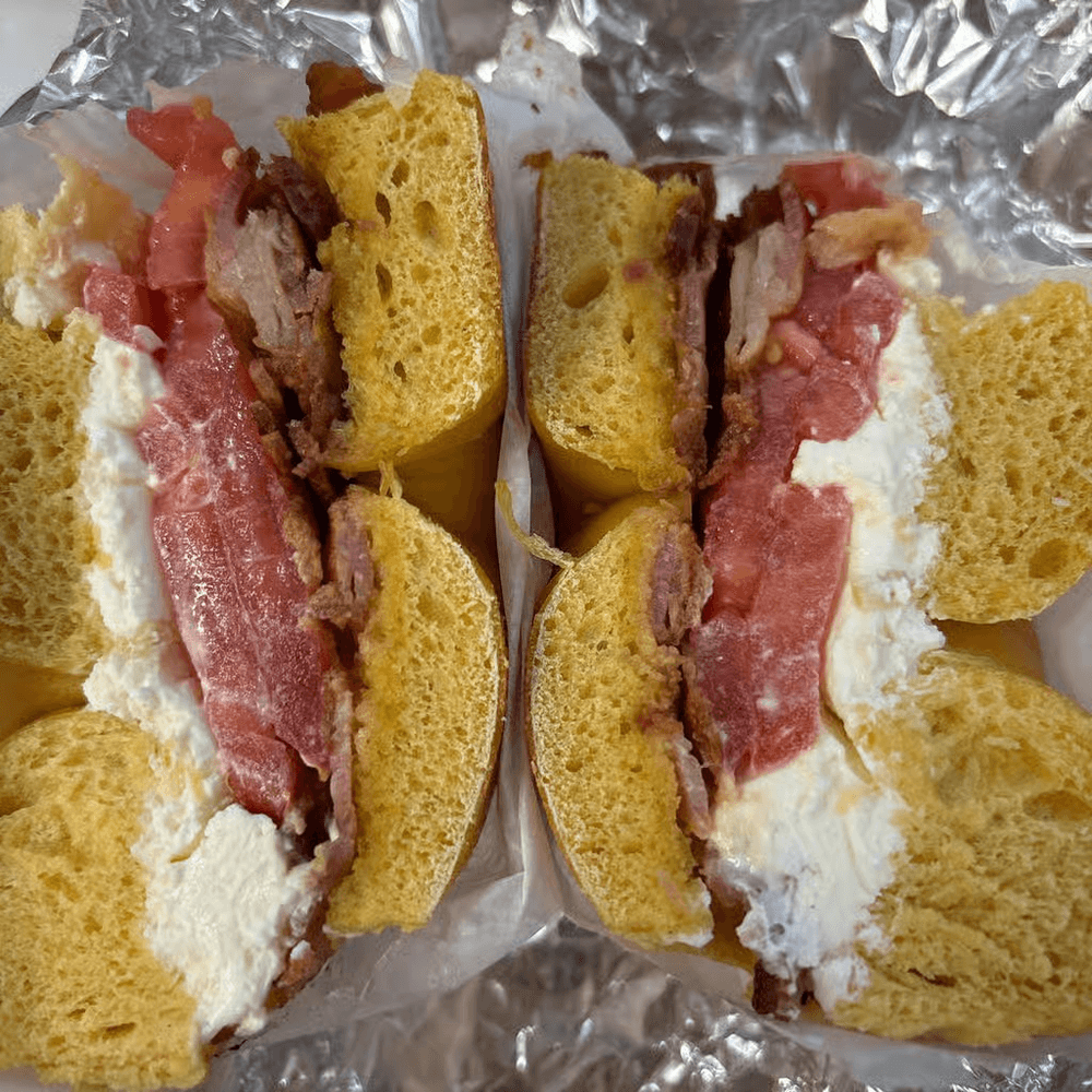 Bagel with Plain Cream Cheese and Bacon