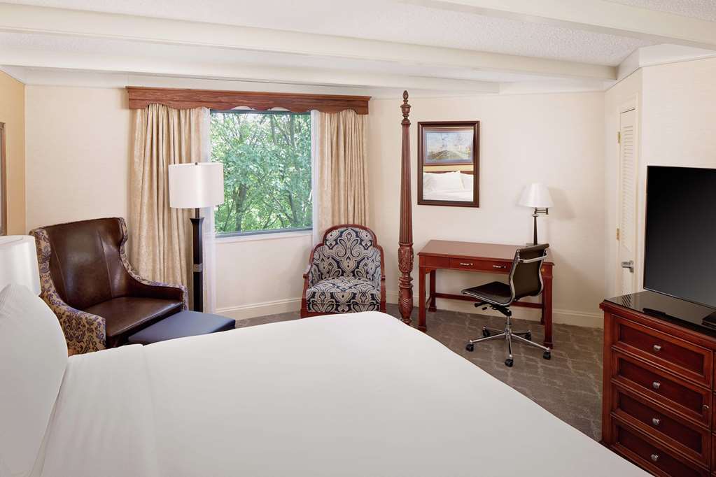 Desmond Hotel Malvern, a DoubleTree by Hilton Image