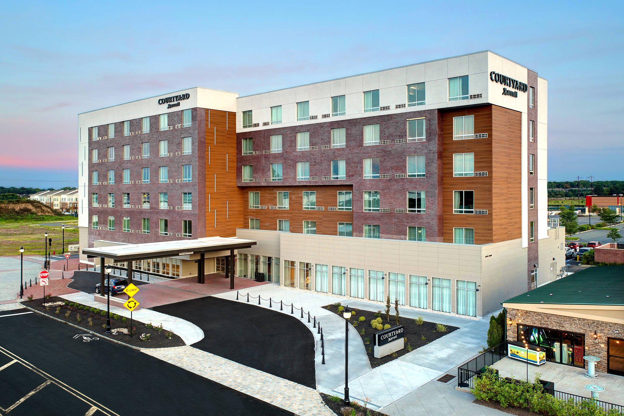 Courtyard by Marriott North Brunswick Photo