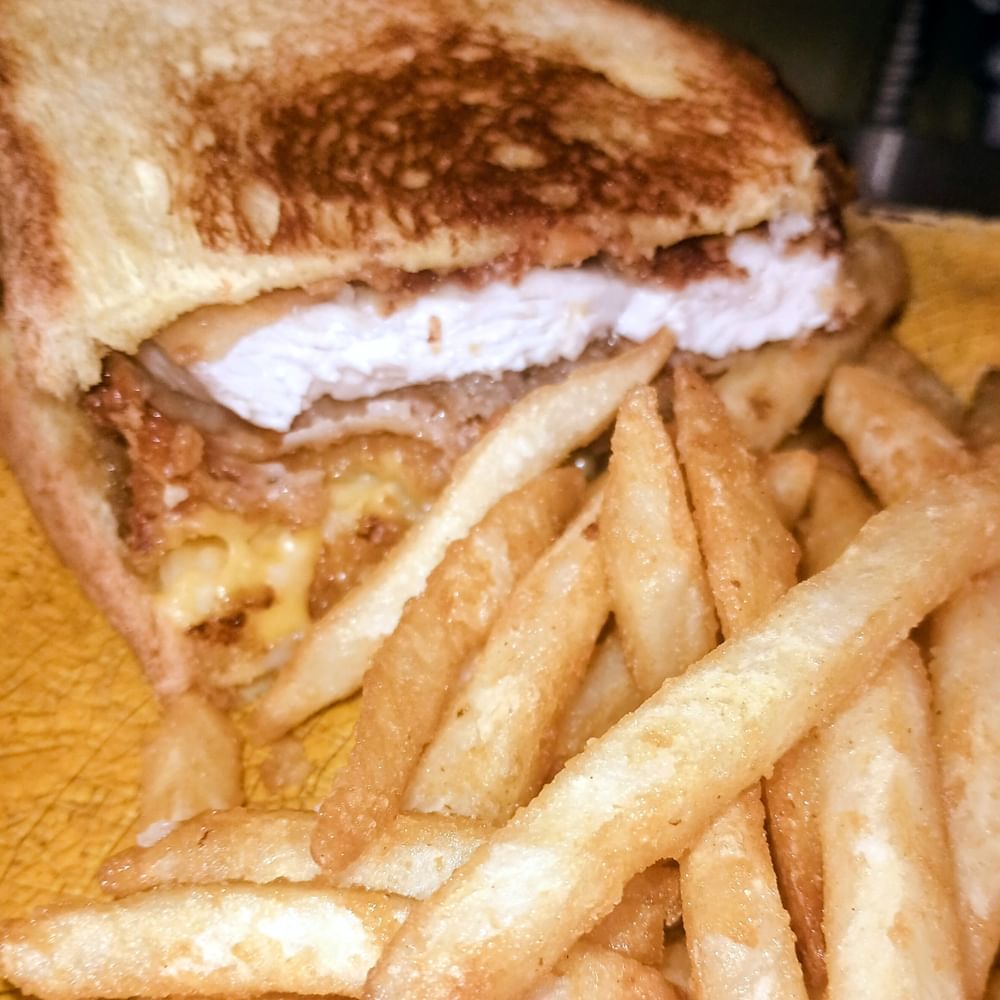 Jam Chicken with Fries