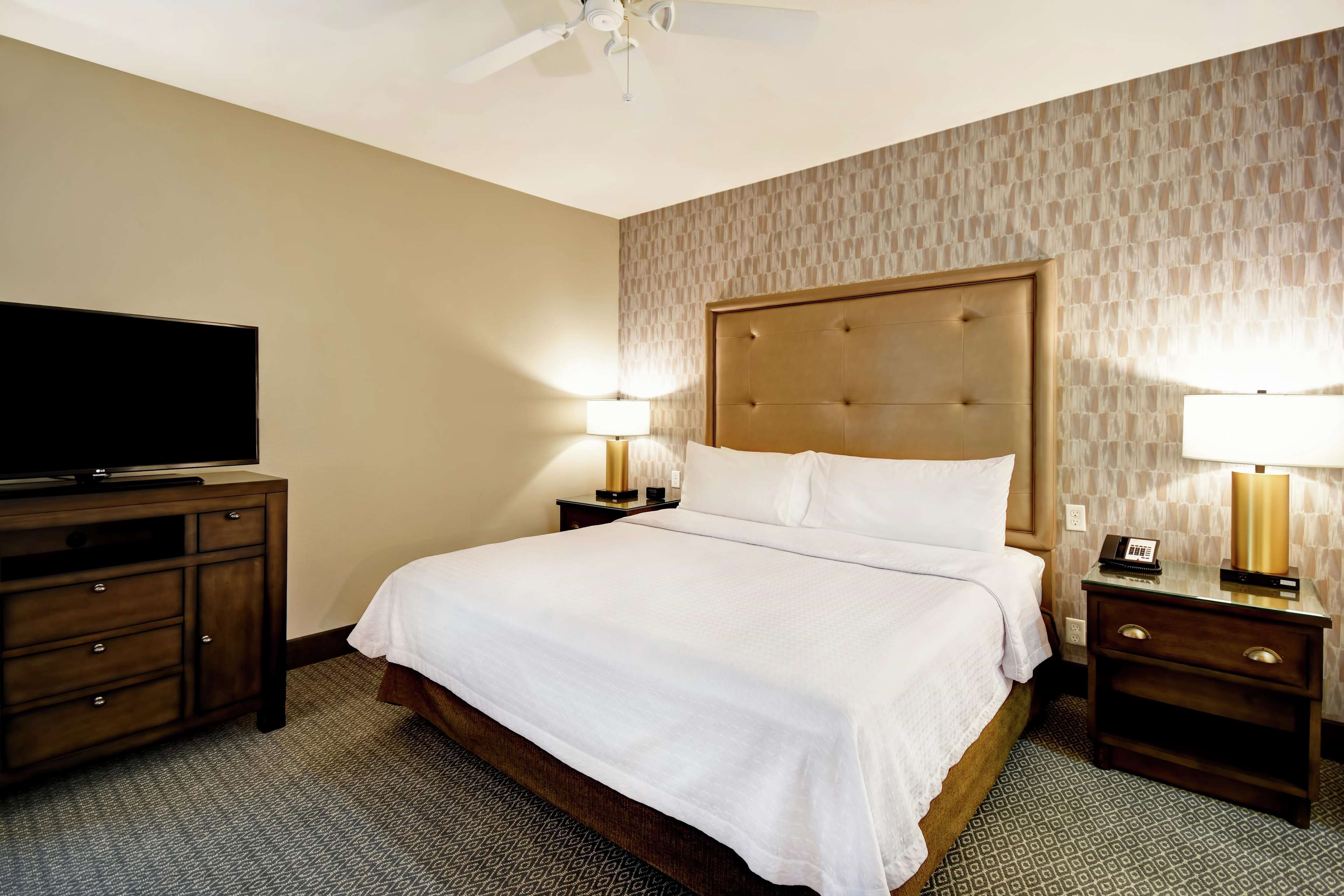 Homewood Suites by Hilton Dallas/Arlington South Photo