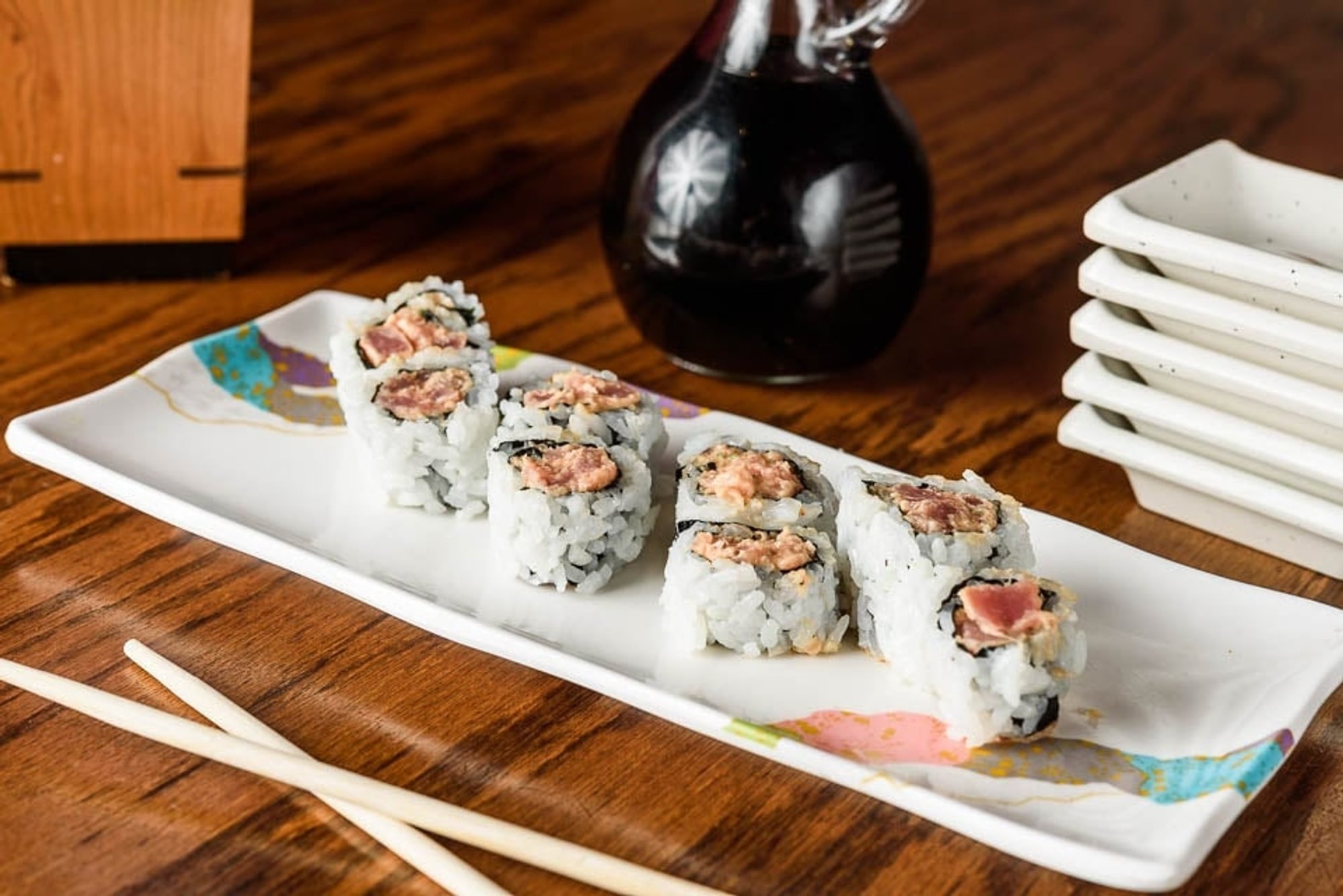 Spicy Tuna Roll •