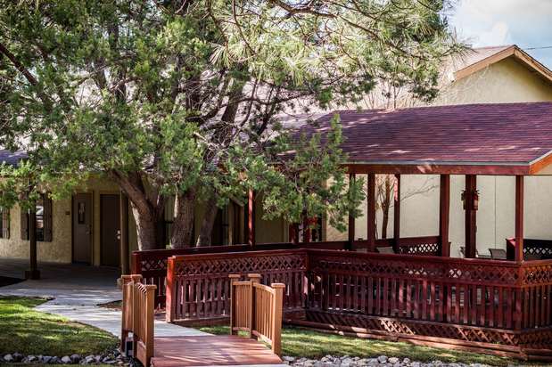 Images Best Western Pine Springs Inn